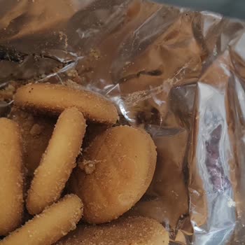 Biskrem Bisküvide Bayatlık Ve Yabancı Cisim Endişesiyle Ülkerden Yanıt Alamadım