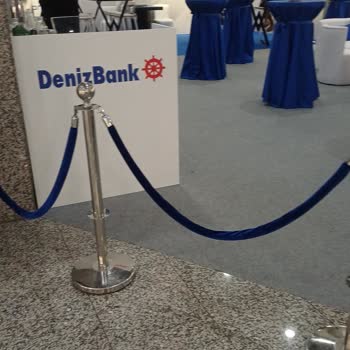 Sergide Katılımcı Sanatçılara Kahve İkramının Kaldırılması Ve Memnuniyetsizlik