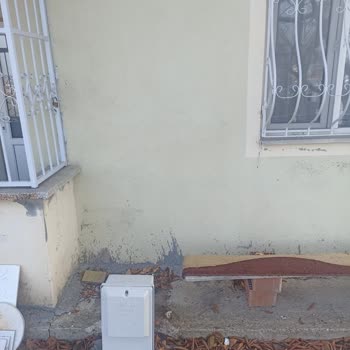 Bağlantı Kutusunun Yanlış Yere Bırakılması Ve Çalışanların İlgisiz Tavrı