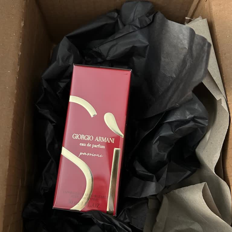 Emporio Armani Aldığım Parfüm Orijinal Değil Ya Da Bozuk Çıktı İade Talebim Reddedildi