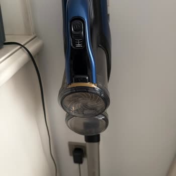 Philips 8000 Serisi Süpürgede İlk Günden Beri Devam Eden Şarj Problemi Ve Servis İlgisizliği