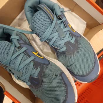 Kısa Sürede Yırtılan Nike Ayakkabılar İçin Değişim Veya İade Talebi