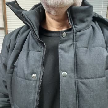 Hatemoğlu Giyim Montun Sol Yakasındaki Üretim Hatası Kullanım Konforumu Bozuyor