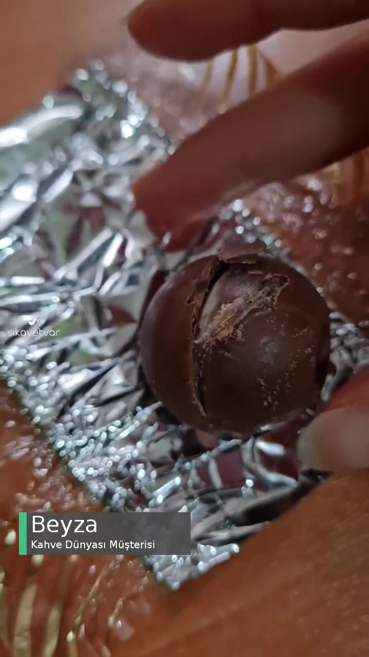 Kahve Dünyasın Çikolatasında Kurt videonun kapak resmi