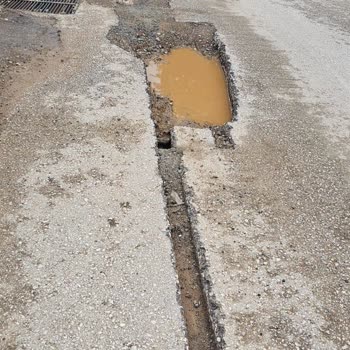 Yol Çukurundan Kaynaklanan Maddi Zararımın Giderilmesini Talep Ediyorum