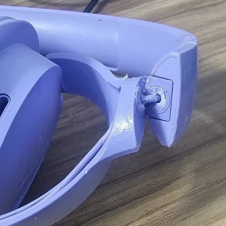 JBL 525bt Kulaklığın Menteşe Kısmı Kısa Sürede Kırıldı Garanti Çözümü Bekliyorum