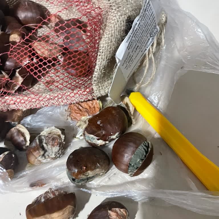 Küflü Kestane Gönderildi, Ücret İadesi Ve Bilgilendirme Yapılmadı