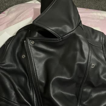 Bir Sezon Giyilen Mango Deri Ceketin Ense Kısmı Soyuldu Değişim Talebim Reddedildi