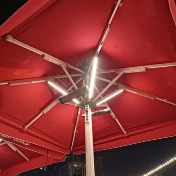 Soğukta Oturmaya Zorlandık, Saygısız Davranışla Karşılaştık