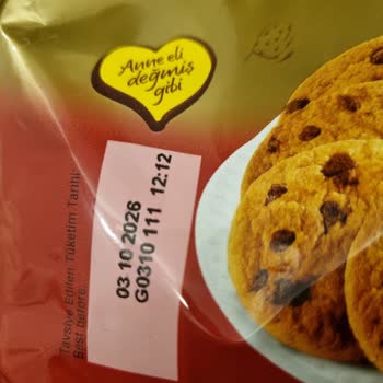 Yanık Kokulu Ve Acı Bisküviyle Karşılaşmak Hayal Kırıklığı Yarattı