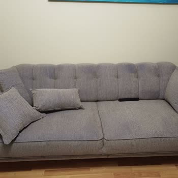 Koltuklarda Renk Farklılığı Ve İlgisiz Müşteri Hizmeti