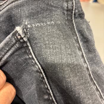 Mavi'den Aldığımız Pantolonlarda Erken Deformasyon Ve Değişim Talebimizin Reddedilmesi