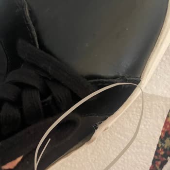 İlk Kullanımda Açılan Ayakkabı Ve İade Sürecinde Yaşanan Sorun