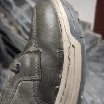 FLOdan Aldığım Ayakkabı Kısa Sürede Bozuldu Mağaza Olumsuz Dönüş Yaptı