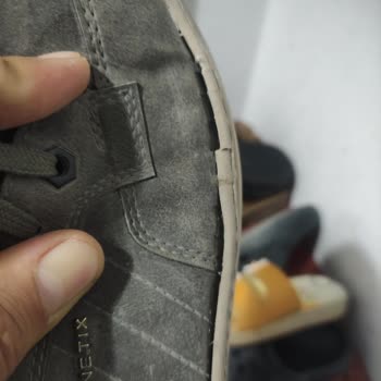 FLOdan Aldığım Ayakkabı Kısa Sürede Bozuldu Mağaza Olumsuz Dönüş Yaptı