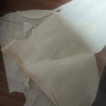 Nimet Marka Üçgen Hamurun Kalın Ve Kullanılamaz Olması