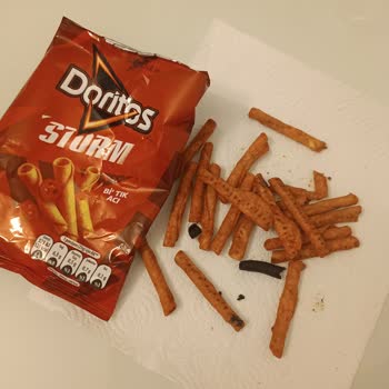Doritos Storm Cips İçinden Yanmış Parça Çıkması Ve Güven Sorunu