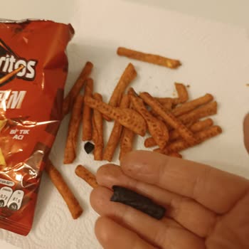 Doritos Storm Cips İçinden Yanmış Parça Çıkması Ve Güven Sorunu