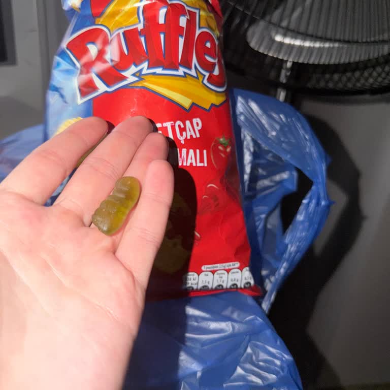 Ruffles Cips Paketinden Yabancı Cisim Çıkması Ve Sağlık Endişesi