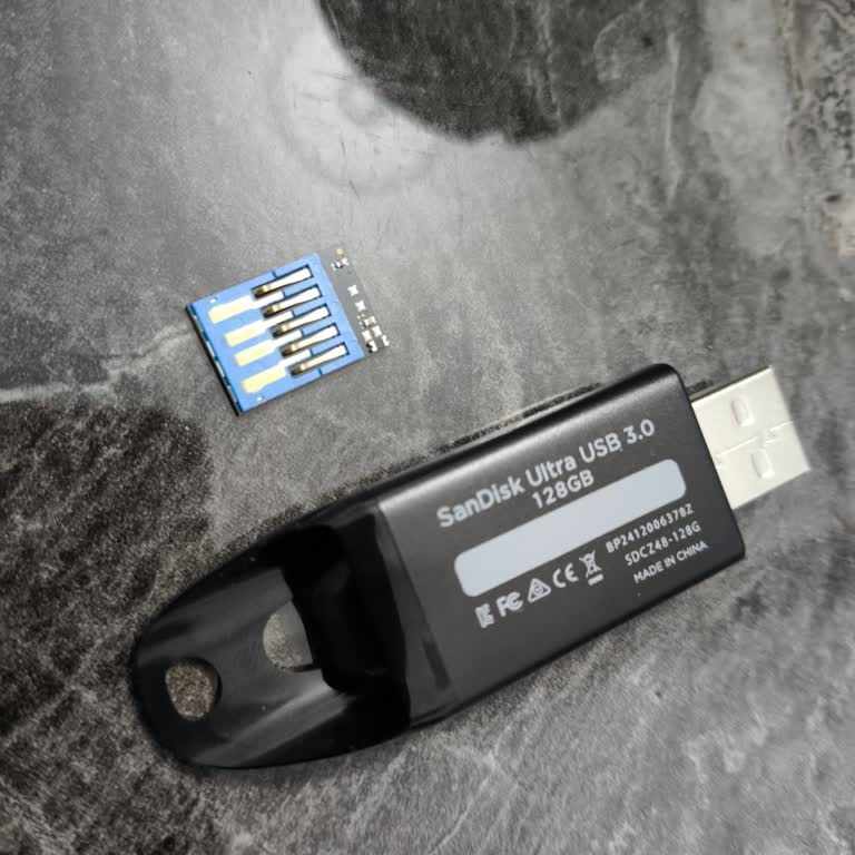 Yeni Alınan USB Bellek Kısa Sürede Bozuldu, Destek Sağlanmadı