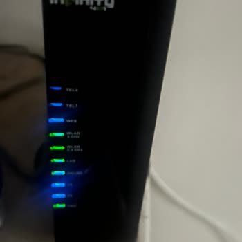 Sürekli Güncellenen Modem Yüzünden İnternetim Kesiliyor Ve Mağdur Oluyorum