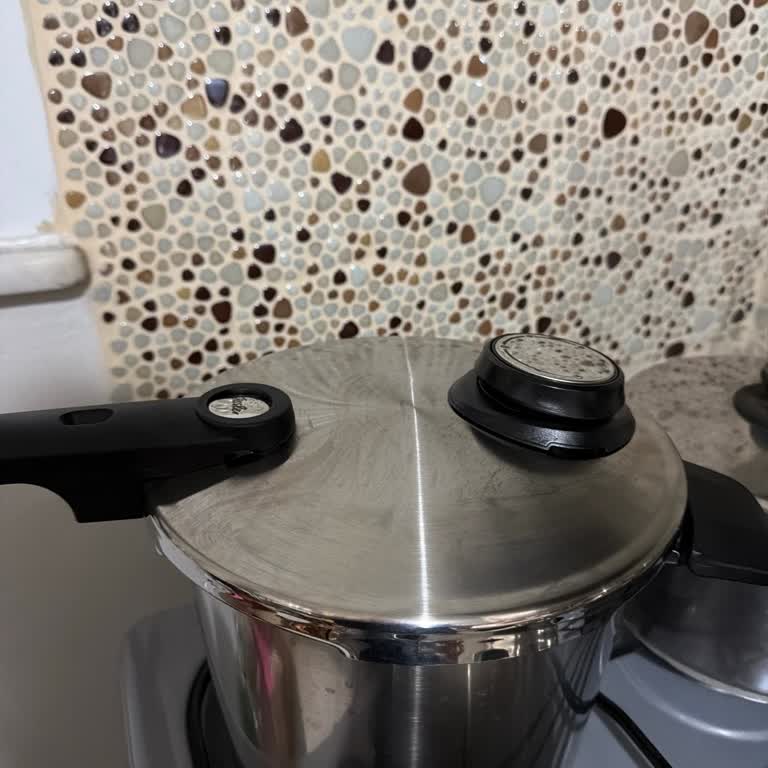 Fissler Düdüklü Tencerede Güvenlik Sorunu Ve İade Talebi