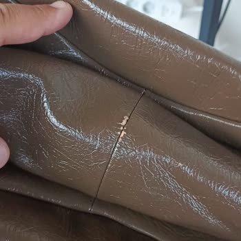 Kısa Sürede Soyulan Çantaya Garanti Süresi Gerekçesiyle Çözüm Sunulmaması