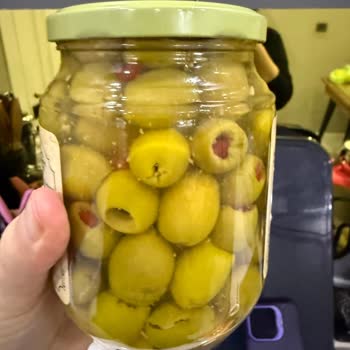 BİM İnci Yeşil Zeytin Bozuk Çıktı, Sağlığa Zarar Endişesi Yaşadım