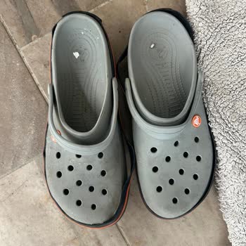 Crocs Terliğim Balkonda Küçüldü Müşteri Hizmetlerine Ulaşamıyorum