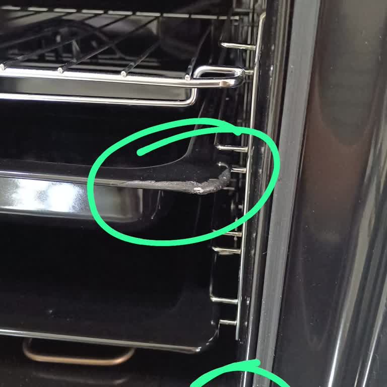 Sıfır Fırında İlk Günden Soyulma Şoku!