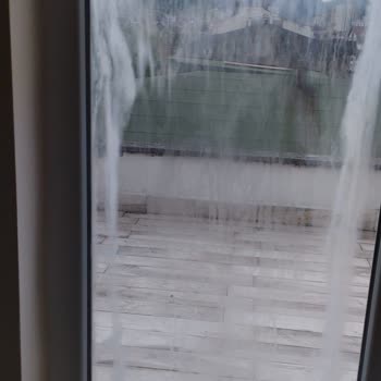 Winsa Pencerelerde Yıllardır Süren Sorunlara Çözüm Bulunmuyor, Servis Gelmiyor