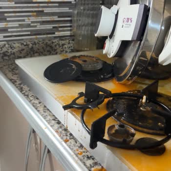 Karaca Düdüklü Tencere Aniden Patladı Ve Çok Ciddi Bir Tehlike Yaşadık