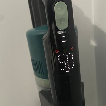 Philips Dik Süpürgede Sürekli Yanan Kırmızı Işığın Nedeni Nedir