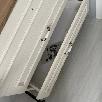 Aldığım Mobilyaların Arızaları Aylardır Giderilmiyor Mağaza Sürekli Oyalıyor