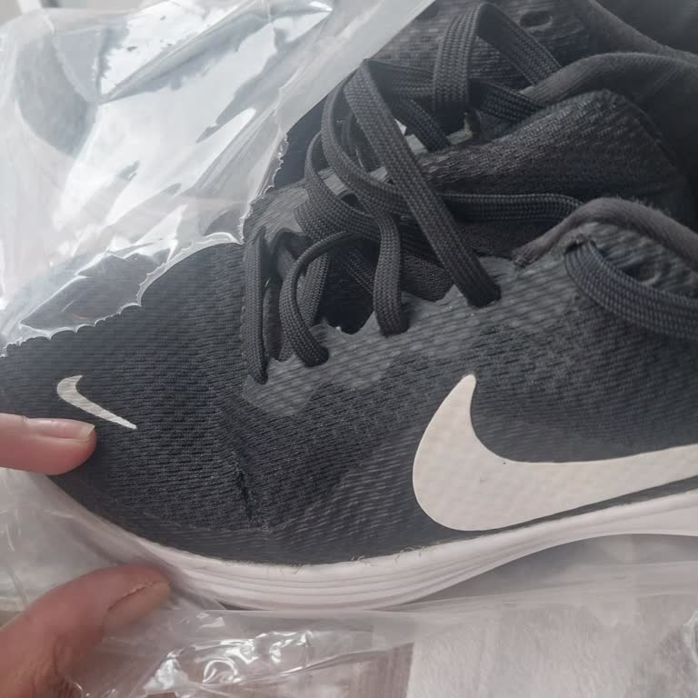 Nike Koşu Ayakkabısı Kısa Sürede Yırtıldı Mağaza Değişim Talebimi Reddetti