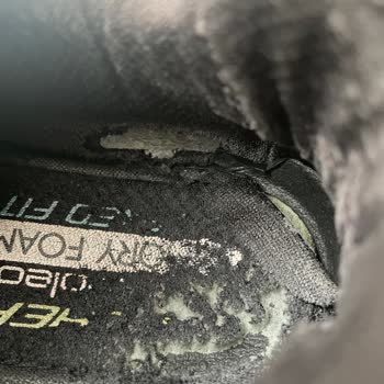 Kısa Sürede Yıpranan Ayakkabı Ve Olumsuz İnceleme Sonucu Nedeniyle Mağduriyet