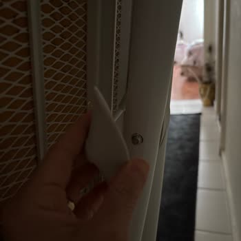 Ütü Masasının Ayağı Çıktı, Güvenli Kullanamıyorum