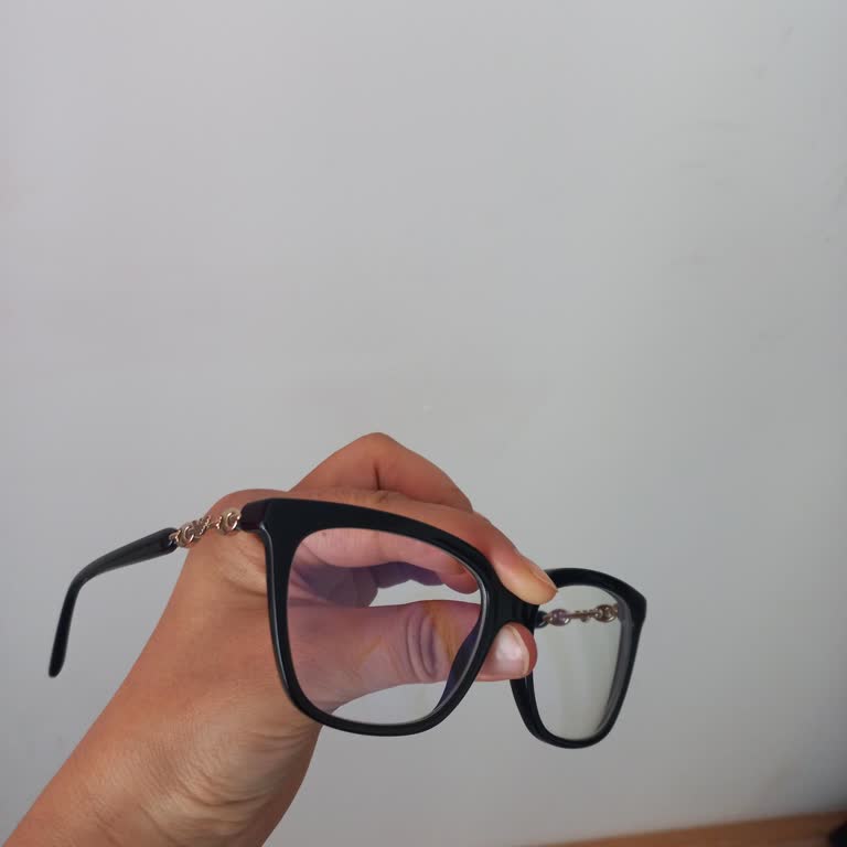 Atasun Optik Satın Aldığım Gözlük Kutusuyla Uyuşmuyor, Güven Sorunu Yaşadım