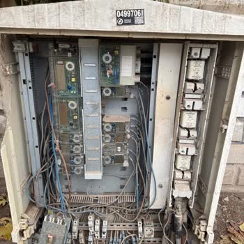 Viranşehir'de Tehlikeli Elektrik Panosu Ve Uzun Süreli Elektrik Kesintisi Mağduriyeti