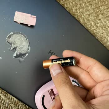 Bilgisayarım Ve Mouse Pil Akması Nedeniyle Zarar Gördü