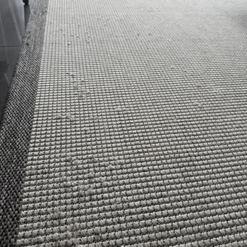 Kısa Sürede Deforme Olan Halı Ve Müşteri Hizmetleri İlgisizliği