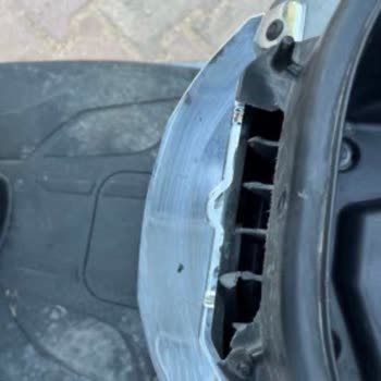 Kymco People S 200i Sele Bağlantı Noktası Kendiliğinden Kırıldı Güvenlik Riski Oluştu