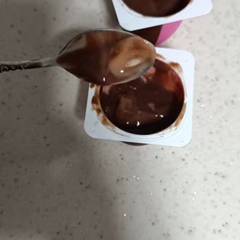 Son Tüketim Tarihi Geçmemiş Sütaş Pudingde Bozulma Ve Güven Sorunu