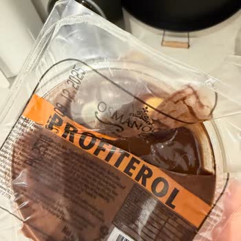 Son Kullanma Tarihi Geçmemiş Tatlıda Küf: Gıda Güvenliğinde Büyük İhmal