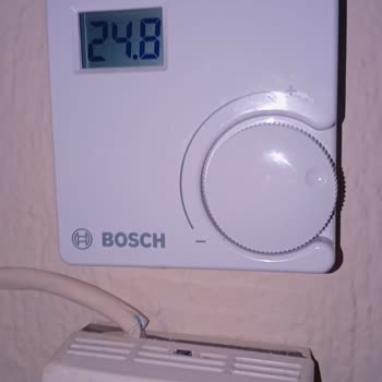 Kombi Termostat Düğmesi Nedensiz Kırıldı, Servis Yardımcı Olmadı