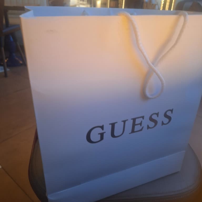 Guess Mağazasında Etiket Fiyatı İle Kasada Alınan Tutar Arasında Açıklanamayan Fark