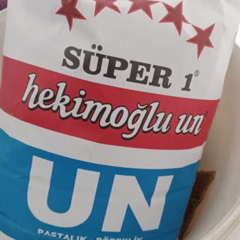 Hekimoğlu Unu Açtığım Anda Bozuk Ve Böcekli Olduğunu Gördüm