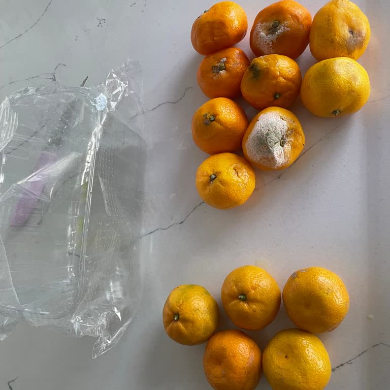 Getir'den Gelen Çürük Meyve Ve Sebzeler Hayal Kırıklığı Yarattı