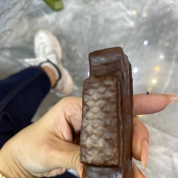 Aldığım Eti Karam Bitter Çikolatanın Şekli Bozuk Çıktı, İnceleme Ve Geri Dönüş Talep Ediyorum