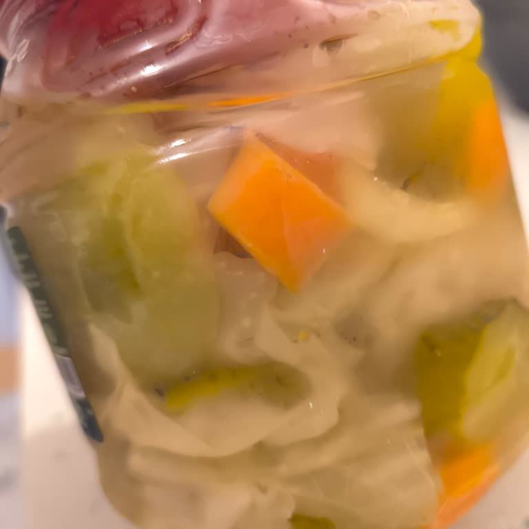 Aşırı Ekşi Ve Kalitesiz Turşu Markaya Güvenimi Sarstı